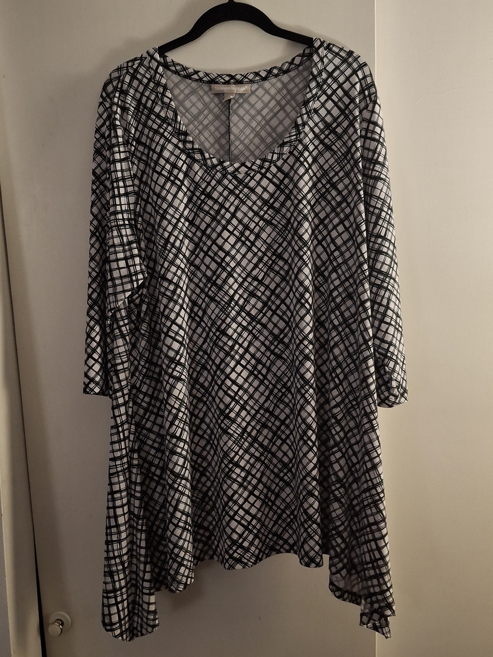 Woman Within Women's Black & White Crosshatch Scoop Neck Tunic